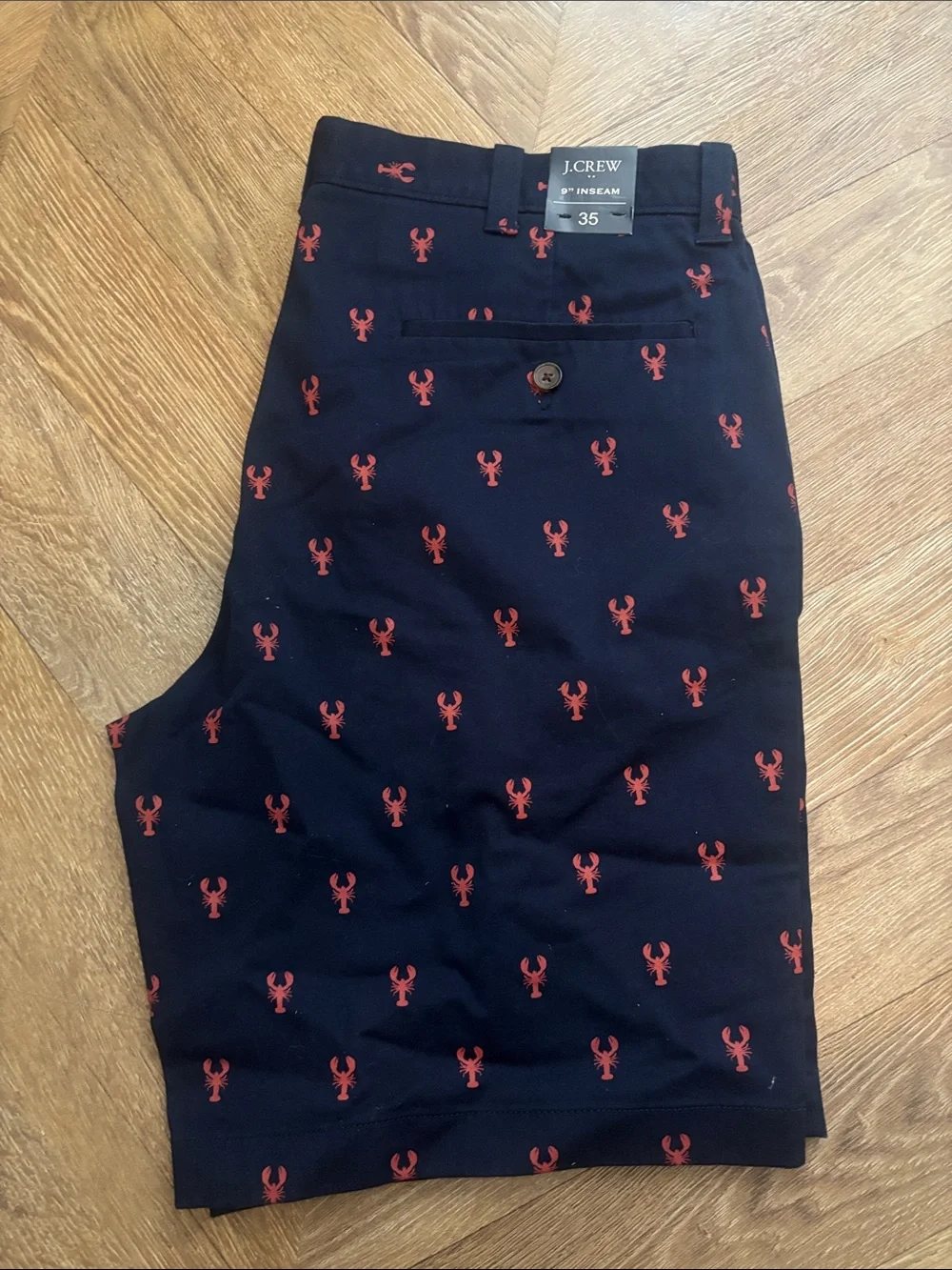 NWT J. Crew Navy Shorts with Red Lobster Motif - Size 35”